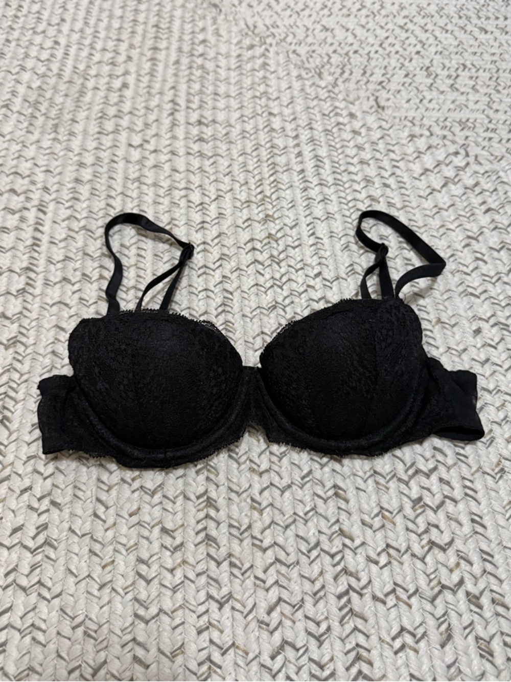 BUNDLE of 2 Victoria’s Secret PINK Date Push-Up Balconette Lace Bras, Size 32A - Picture 3 of 12